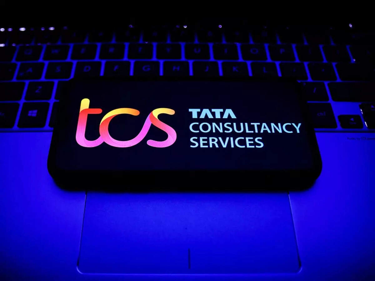 Business Case Study on Tata Consultancy Services (TCS): A Timeless Example of Vision, Trust, and Business Growth Strategy